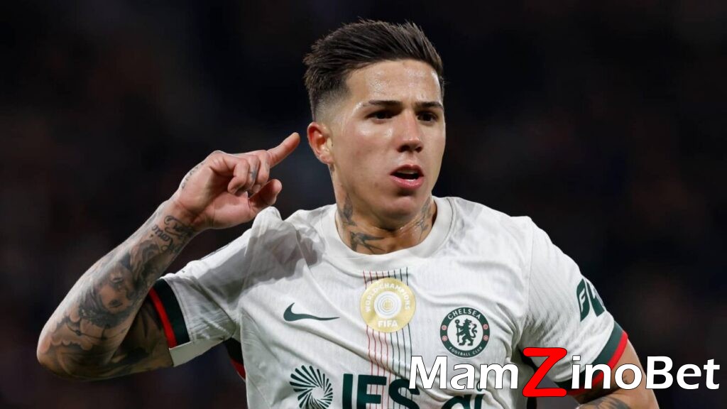 chelsea-midfielder-enzo-fernandez-1320x742-1-1024x576 Chelsea’s Enzo Fernandez deadline passes as Man City maintain interest
