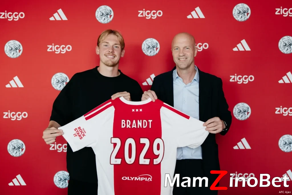 julian-brandt-ajax-jordi-cruijff-6a6cebbb79bc5-1024x683 Ajax strengthen midfield with surprise capture of Julian Brandt
