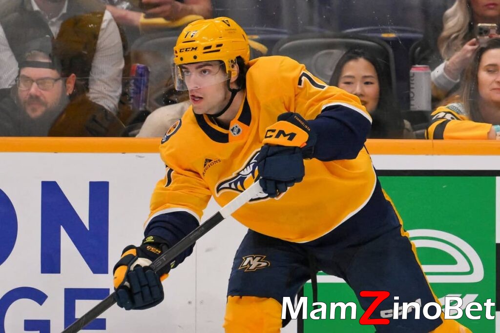 2026-03-06T042344Z_538436162_MT1USATODAY28413133_RTRMADP_3_NHL-BOSTON-BRUINS-AT-NASHVILLE-PREDATORS-1-1024x683 Luke Evangelista joins Devils as Nashville receives draft picks