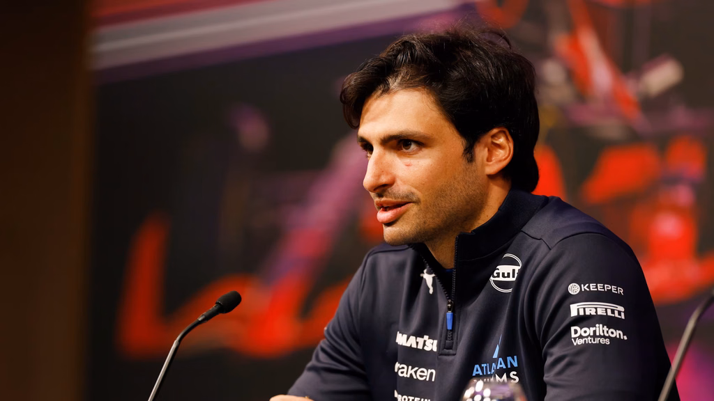 2200398212-1024x576 Carlos Sainz says it’s too early for Formula 1 to resume racing in the Middle East